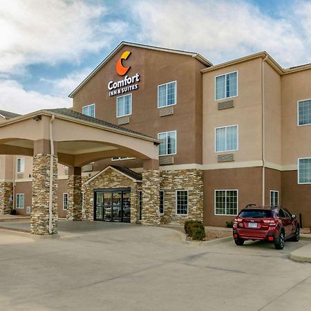 Comfort Inn & Suites Near Bethel College Newton Bagian luar foto